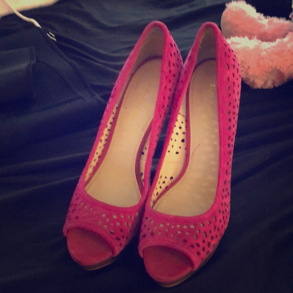 Pink heels
